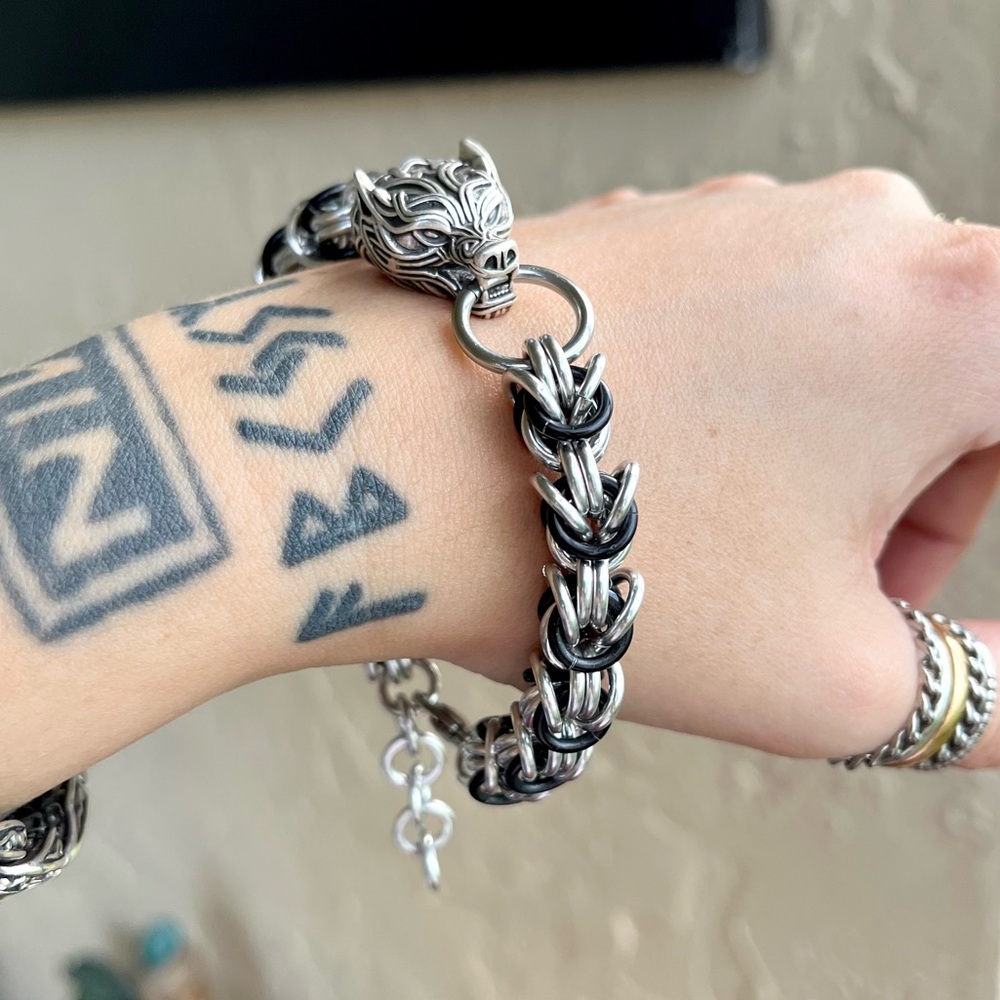 Men or women Handmade maille bracelet wolf head viking celt goth black & silver - Picture 13 of 16